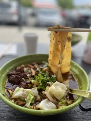 One More Noodle House 来一碗 by null