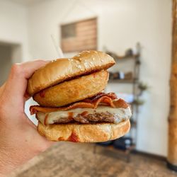 Ashton's Burger Barn