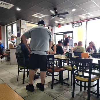 Sara's Kitchen - People busy eating tasty food - Breakfast & Brunch Near Me - Palm Beach Gardens, Florida Sara's Kitchen - People busy eating tasty food - Breakfast & Brunch Near Me - Palm Beach Gardens, Florida