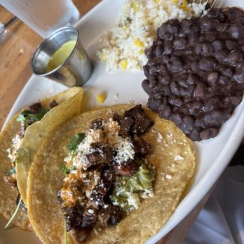 Blanco Cocina + Cantina - Tacos Near Me - Oak Brook, Illinois