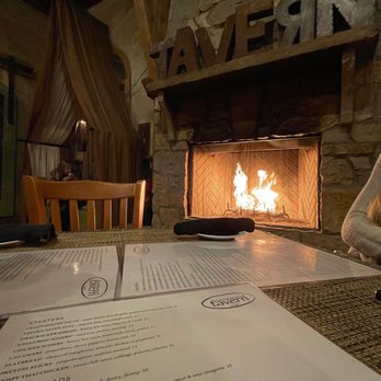 Burntwood Tavern - American Near Me - Brecksville, Ohio