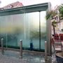 Brunnen Gläserne Wand