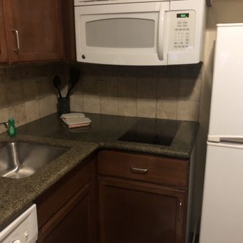 Staybridge Suites Quantico - Kitchenette - awesome - Hotels Near Me - Stafford, Virginia