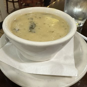Rigatoni's Italian Restaurant Annaville - Wrong soup of the day that was terribly salty - Italian Near Me - Corpus Christi, Texas Rigatoni's Italian Restaurant Annaville - Wrong soup of the day that was terribly salty - Italian Near Me - Corpus Christi, Texas
