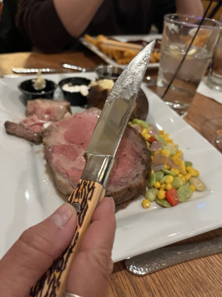 Northwoods Steakhouse Logo