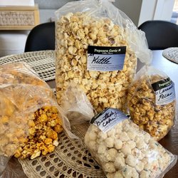 Popcorn Cove - Kettle, Chicago mix, caramel pecan, birthday cake