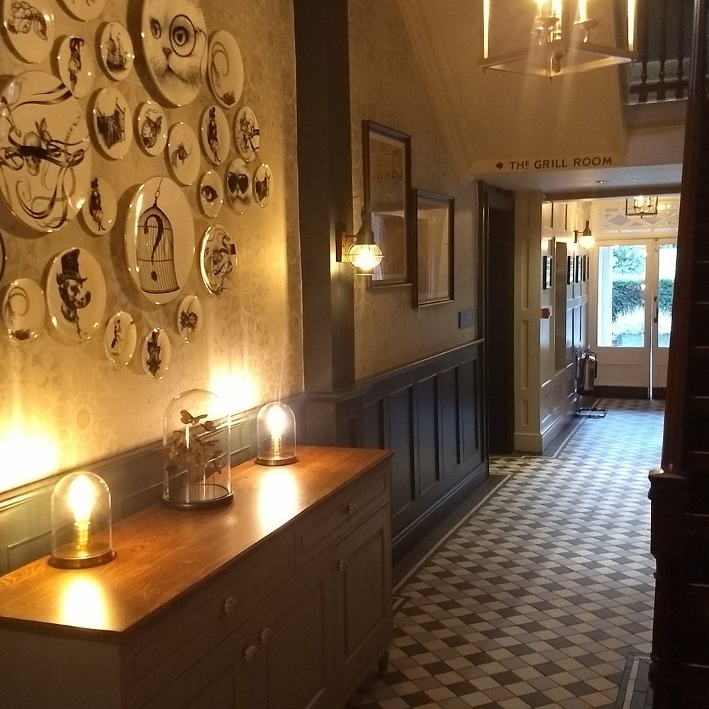 Stanneylands Hotel - First floor hallway - Hotels Near Me - Wilmslow, XGM