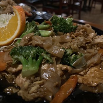 Thai Paradise - Pad Se - iew - Thai Near Me - Folsom, California Thai Paradise - Pad Se - iew - Thai Near Me - Folsom, California