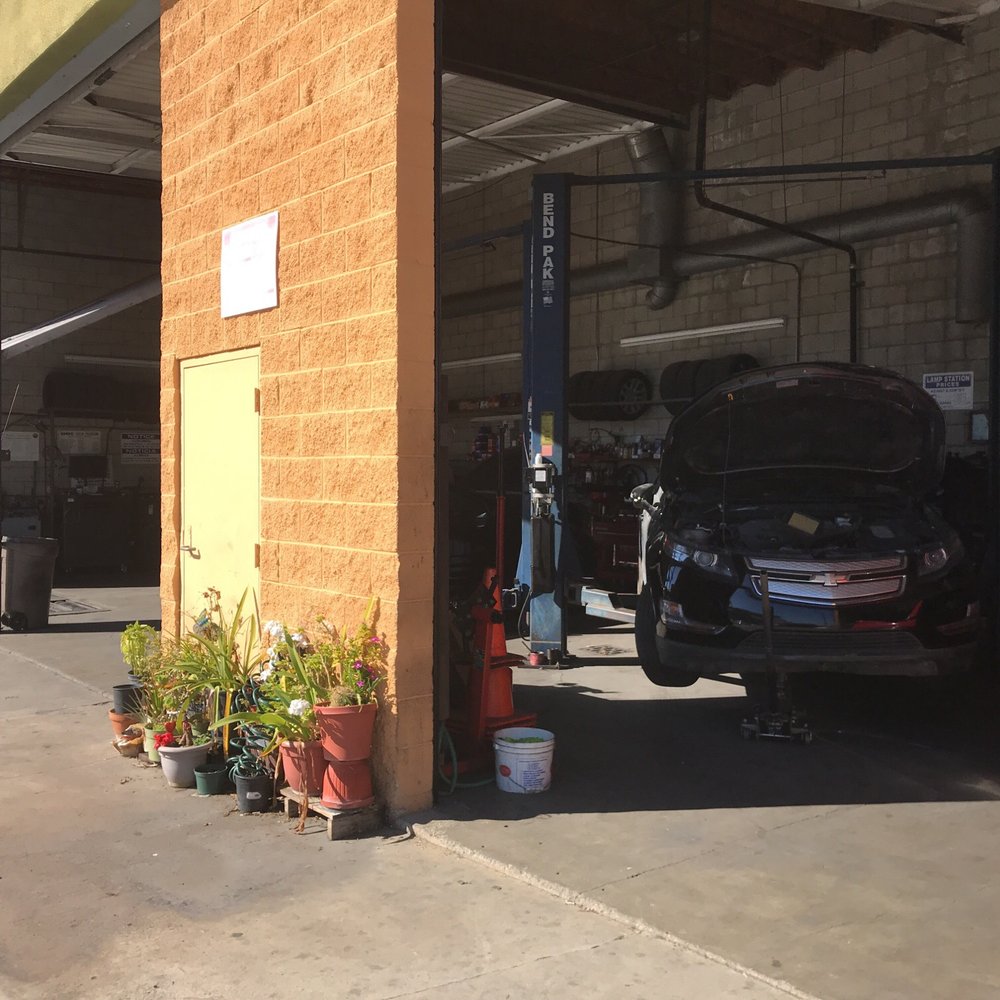 Luis Auto Electric and Diagnostic - Auto Repair Near Me - Gardena, California Luis Auto Electric and Diagnostic - Auto Repair Near Me - Gardena, California