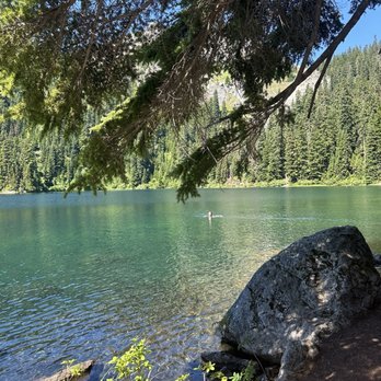 Mirror Lake - The lake - Hiking Near Me - Snoqualmie Pass, Washington