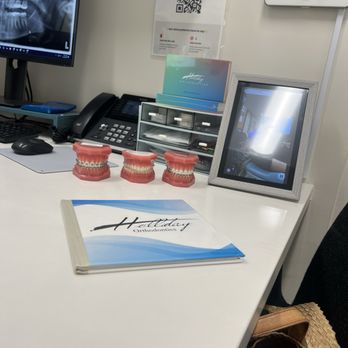 Holliday Orthodontics - Orthodontists Near Me - Honolulu, Hawaii