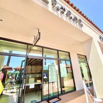 OMOMO Tea Shoppe - Coffee & Tea Near Me - Irvine, California