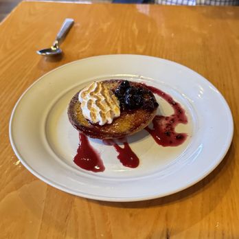 Simon Pearce - Caramelized lemon tart special - New American Near Me - Quechee, Vermont