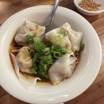 Seven Grams - Wonton With Chili Sauce 6pcs - Chinese Near Me - Tustin, California Seven Grams - Wonton With Chili Sauce 6pcs - Chinese Near Me - Tustin, California