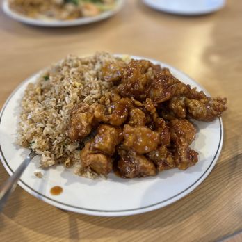 Steaming Seafood Restaurant - Orange chicken with fried rice - Seafood Near Me - Marysville, California Steaming Seafood Restaurant - Orange chicken with fried rice - Seafood Near Me - Marysville, California
