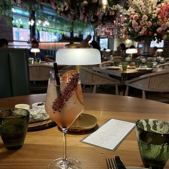 La Serre - St. Tropez Spritz - French Near Me - Chicago, Illinois La Serre - St. Tropez Spritz - French Near Me - Chicago, Illinois