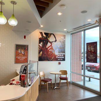 Smoothie King - the inside of a fast food restaurant - Juice Bars & Smoothies Near Me - Papillion, Nebraska Smoothie King - the inside of a fast food restaurant - Juice Bars & Smoothies Near Me - Papillion, Nebraska