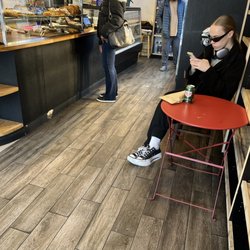 Apple Tree Gourmet - Popular café!