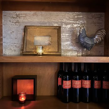 SWeL Restaurant - Interior - IG @bougiefoodieboi - New American Near Me - Seattle, Washington SWeL Restaurant - Interior - IG @bougiefoodieboi - New American Near Me - Seattle, Washington