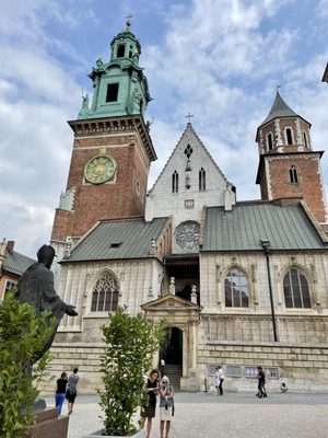 Wawel Royal Castle-State Art Collection by null