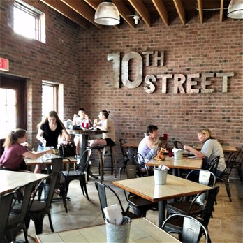 10th Street Diner - dining area - Vegan Near Me - Indianapolis, Indiana