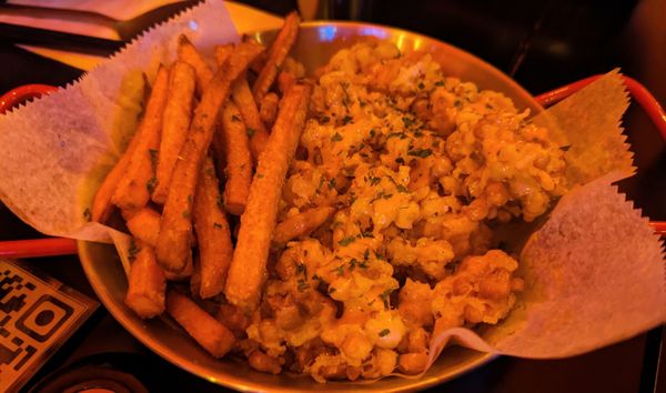 KongDog Korean Restaurant / Kong Pocha 분식/포차 by null