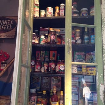 Atchafalaya Welcome Center - Hot Sauce (Tabasco) - Rest Stops Near Me - Breaux Bridge, Louisiana
