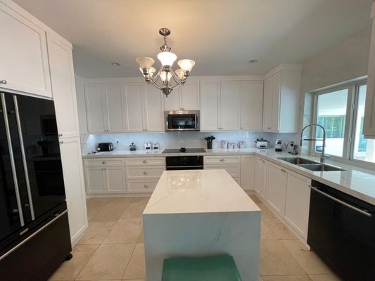 Yosbel Kitchen Cabinets INC/Custom Kitchen Bath and Closets Yosbel Kitchen Cabinets INC/Custom Kitchen Bath and Closets