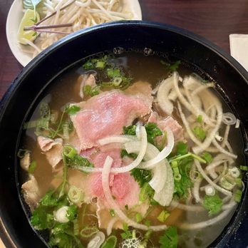 Boiling Pho - Phó (rare steak, tendons, and brisket), other meat choices are available. - Vietnamese Near Me - Temecula, California