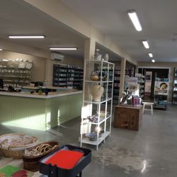 Portland Pottery - Very nice show room