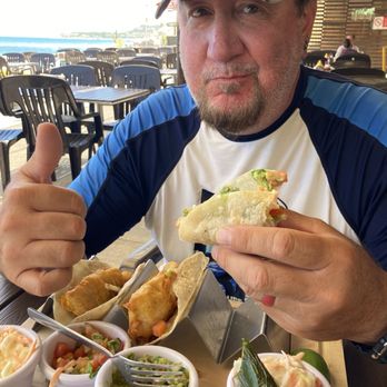 Zipper's - Beer battered fish tacos - Burgers Near Me - San José del Cabo, BCS Zipper's - Beer battered fish tacos - Burgers Near Me - San José del Cabo, BCS