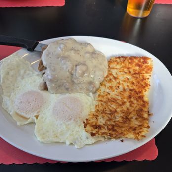 Dave's Diner - Country Fried Steak and Eggs - Breakfast & Brunch Near Me - Erie, Pennsylvania Dave's Diner - Country Fried Steak and Eggs - Breakfast & Brunch Near Me - Erie, Pennsylvania