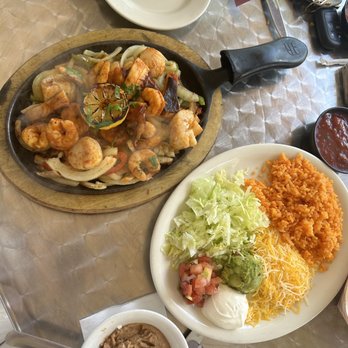 Aca-Pulquito - Seafood Fajitas - New Mexican Cuisine Near Me - Wekiwa Springs, Florida