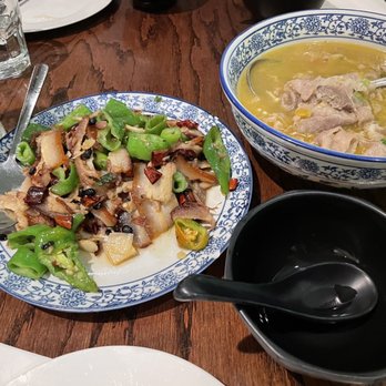 5 Spices House - Cambridge - a bowl of soup and a bowl of soup - Szechuan Near Me - Cambridge, Massachusetts 5 Spices House - Cambridge - a bowl of soup and a bowl of soup - Szechuan Near Me - Cambridge, Massachusetts