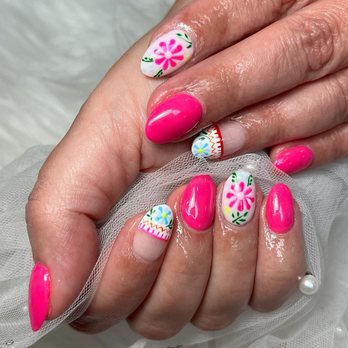 Super Star Nails - Nail Salons Near Me - Frankfort, Illinois