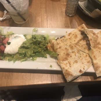 Burrito Parrilla Mexicana - Algonquin - Sorry I dug into the guacamole. They did a great job playing it. ;) - Mexican Near Me - Algonquin, Illinois Burrito Parrilla Mexicana - Algonquin - Sorry I dug into the guacamole. They did a great job playing it. ;) - Mexican Near Me - Algonquin, Illinois