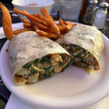 The Worker Bee Cafe - Breakfast Burrito - Breakfast & Brunch Near Me - Carpinteria, California