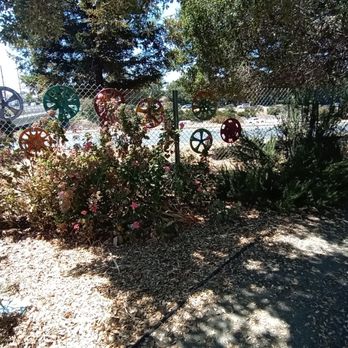 Laurel Art Garden - Public Art Near Me - Oakland, California Laurel Art Garden - Public Art Near Me - Oakland, California