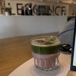 Coalescence - Strawberry fields matcha