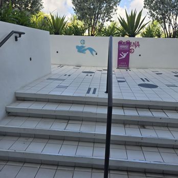 Moxy Miami South Beach - You have choices in life, Pool or Dine - Hotels Near Me - Miami Beach, Florida Moxy Miami South Beach - You have choices in life, Pool or Dine - Hotels Near Me - Miami Beach, Florida