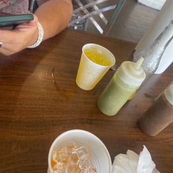 Taqueria el tocallo - a woman using her cell phone - Mexican Near Me - Dallas, Texas Taqueria el tocallo - a woman using her cell phone - Mexican Near Me - Dallas, Texas