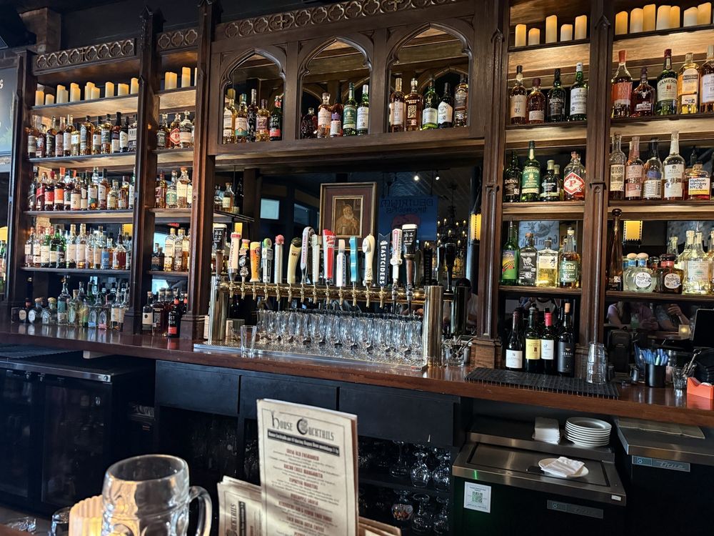 THE OLD MONK - Updated June 2025 - 41 Photos & 16 Reviews - 810 N Davis ...