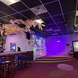 Swatara Restaurant and Bar - Inside of restaurant