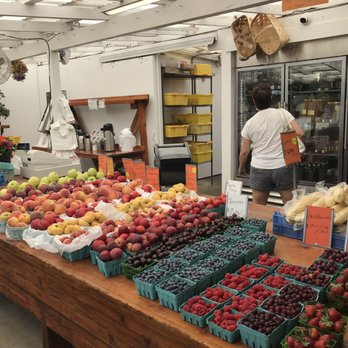 Briermere Farms - Bakeries Near Me - Riverhead, New York