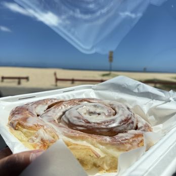 Papi’s Ohana - The famous cinnamon bun rolls - Pizza Near Me - Lahaina, Hawaii Papi’s Ohana - The famous cinnamon bun rolls - Pizza Near Me - Lahaina, Hawaii