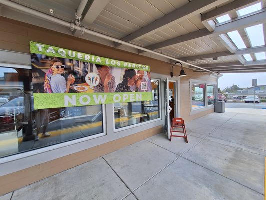 Taqueria Los Pericos by null