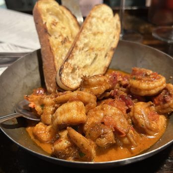 Gervais & Vine - Spicy shrimp Gambas. So flavorful and bread was perfect! Definitely recommend - Wine Bars Near Me - Columbia, South Carolina