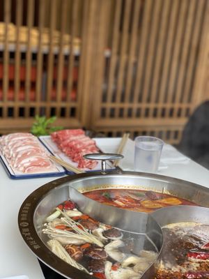 Liuyishou Hotpot by null