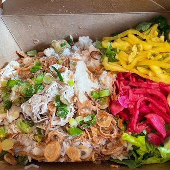 Nhà Mình - Butter Chicken Rice Bowl - Sandwiches Near Me - Ridgewood, New York Nhà Mình - Butter Chicken Rice Bowl - Sandwiches Near Me - Ridgewood, New York