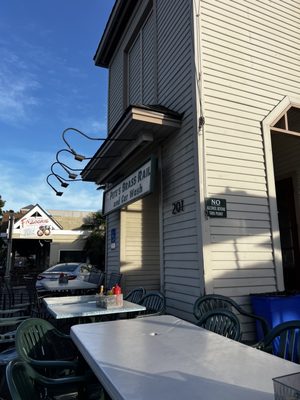Pete's Brass Rail & Car Wash by null